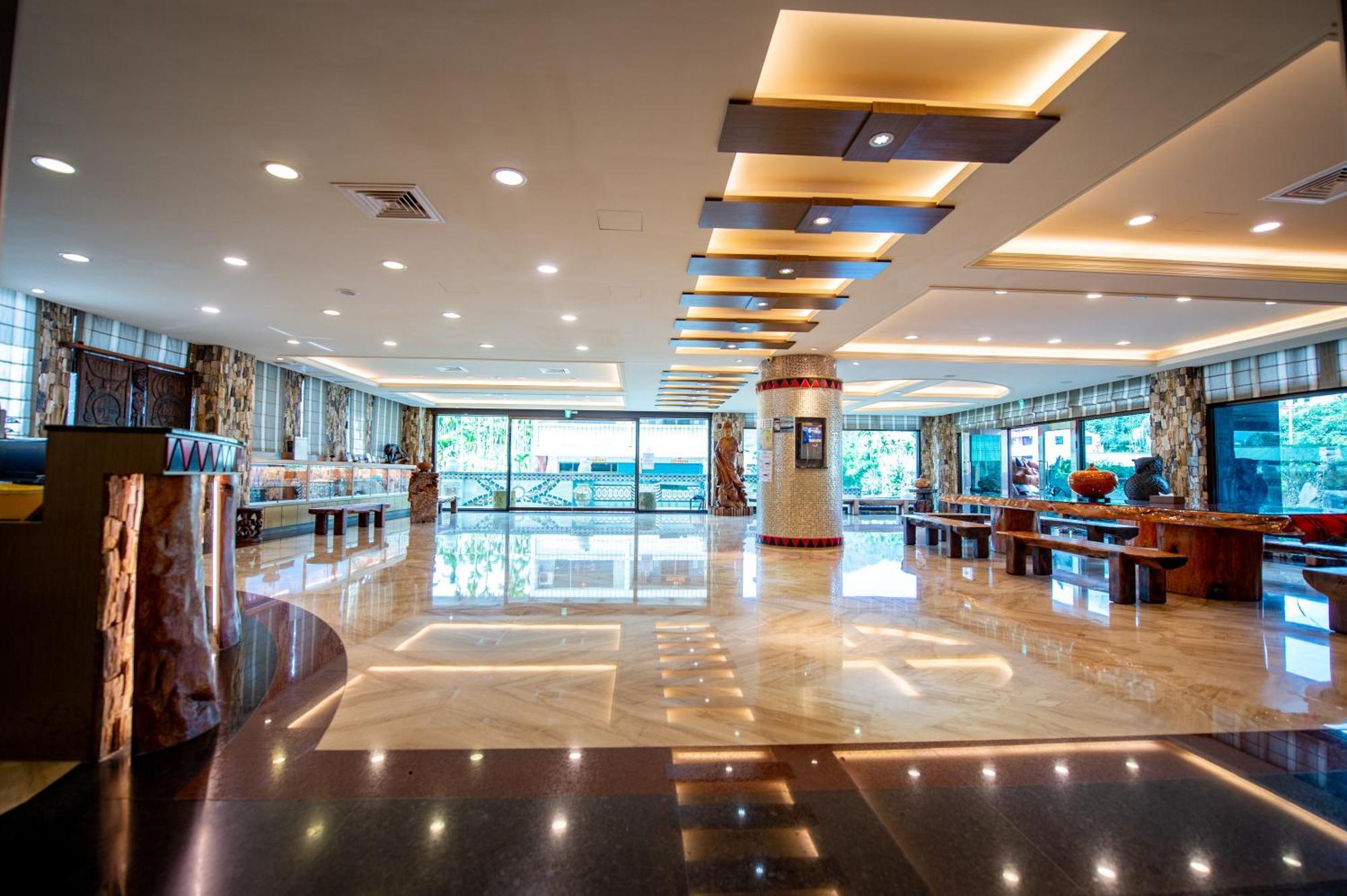 Classic Hotel Shvatan Nantou Εξωτερικό φωτογραφία